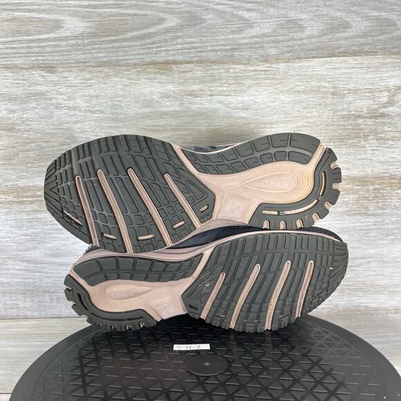 Brooks Women's Revel Black Gray Running Sneaker Shoes Size 8.5 - Picture 9 of 9